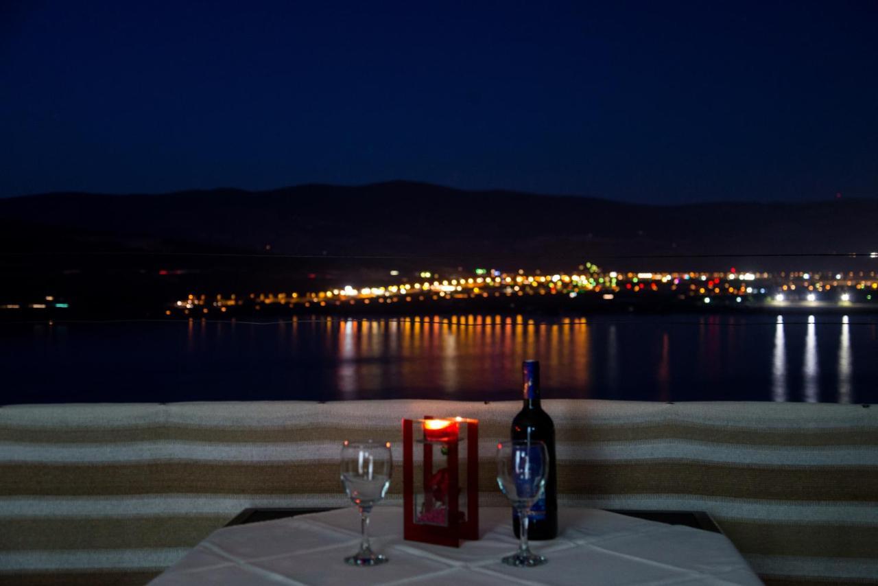 Holidays Apartments Slanada With Terrace And Sea View, Near The Beach & Town Trogir, Free Parking, Quiet Place On Peninsula Ciovo מראה חיצוני תמונה